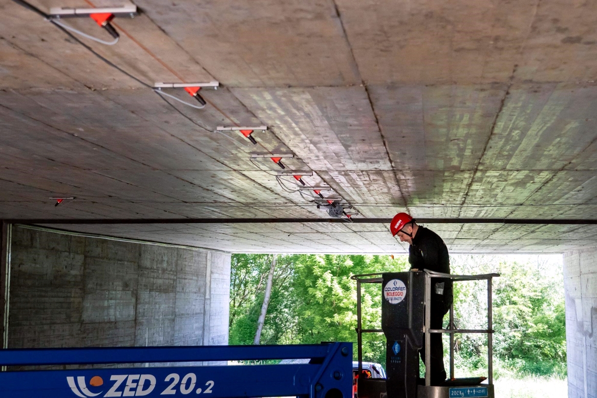 Cestel: 25.000, 4.000, 2.000 …